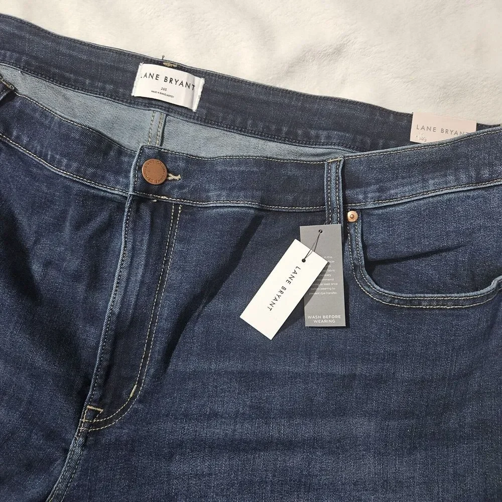 Lane Bryant Jeans Women's Size 26s Signature Fit‎ Straight Blue Denim NWOT - Picture 3 of 9
